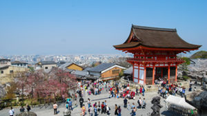 Intrepid-Travel-Japan-kyoto-kiyomizudera-temple-1