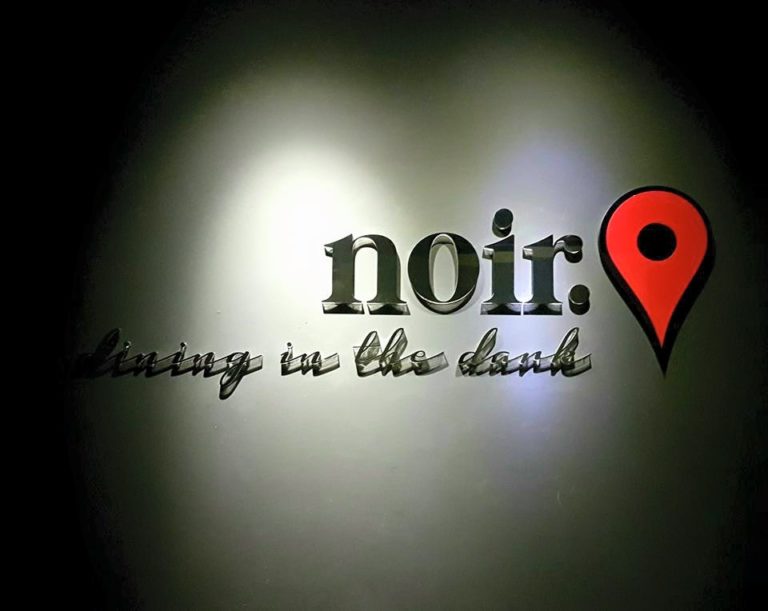 Noir - Dining in the Dark