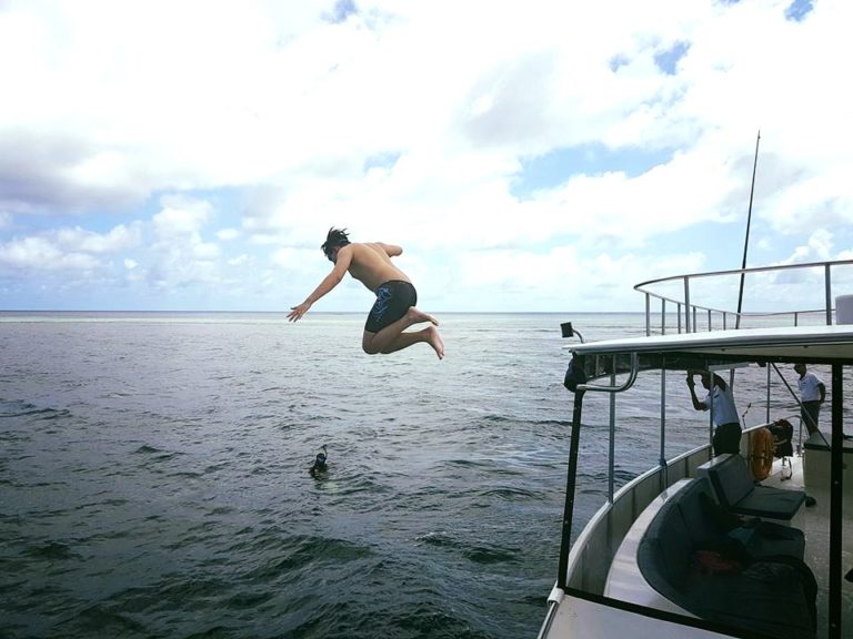 Yacht Jumping