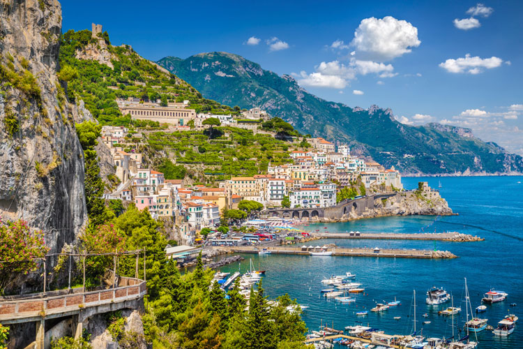 non-tourists-guide-amalfi-coast-1439398394