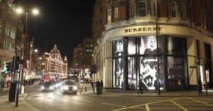 100339973-burberry-store-london-getty.1910x1000-1024x536